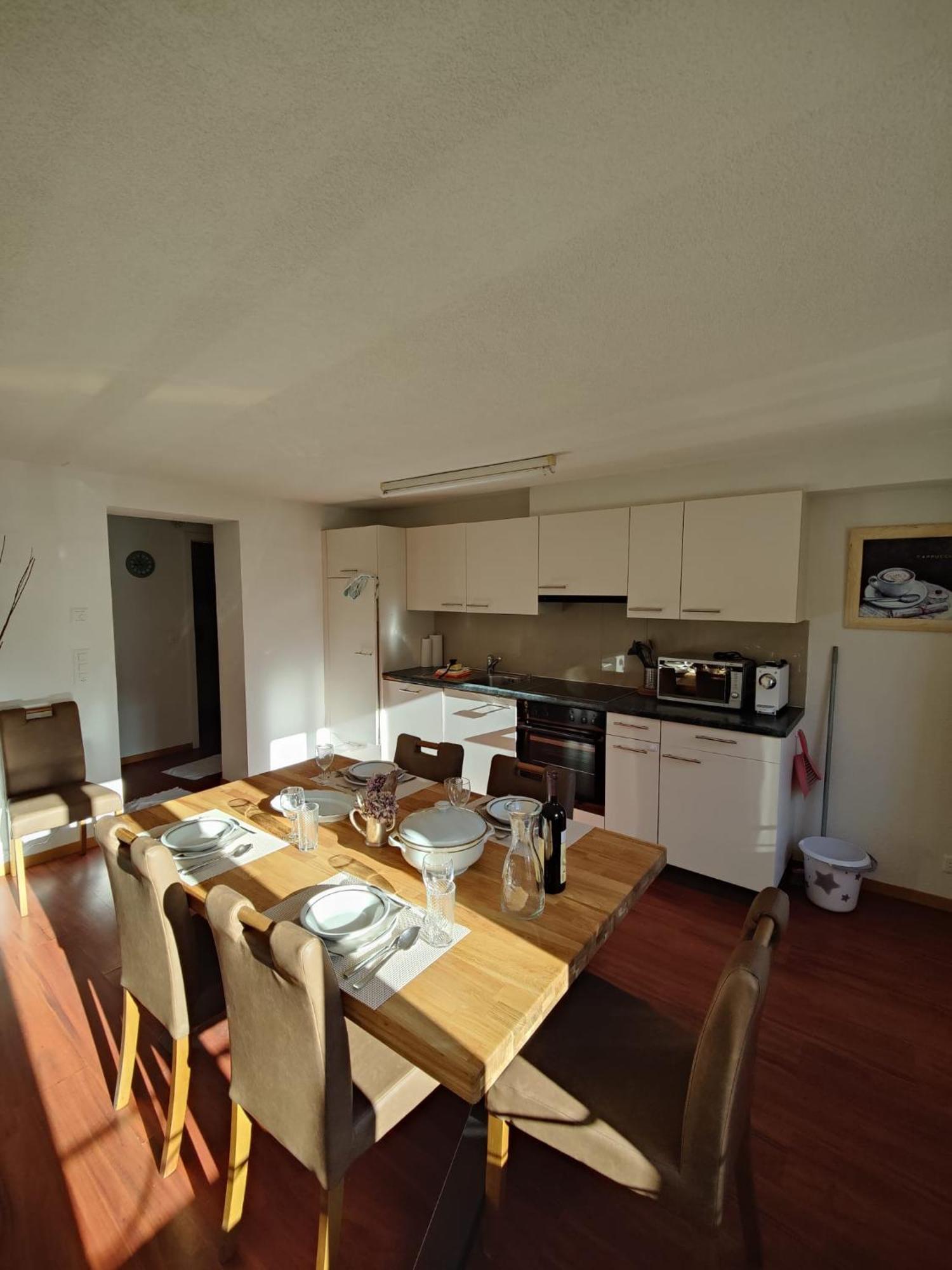 Hubel Apartment 14 Wilderswil Room photo